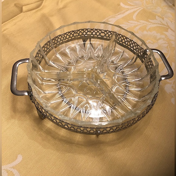 Vintage 1970’s, 2 piece divided antipasto round crystal/cut glass serving dish - Picture 1 of 3